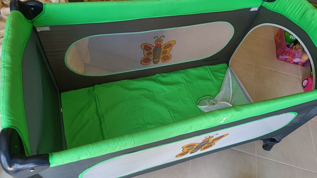 Cama de viagem para crianças