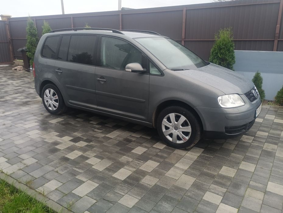 Продам Фольксваген туаран 1.6 mpi