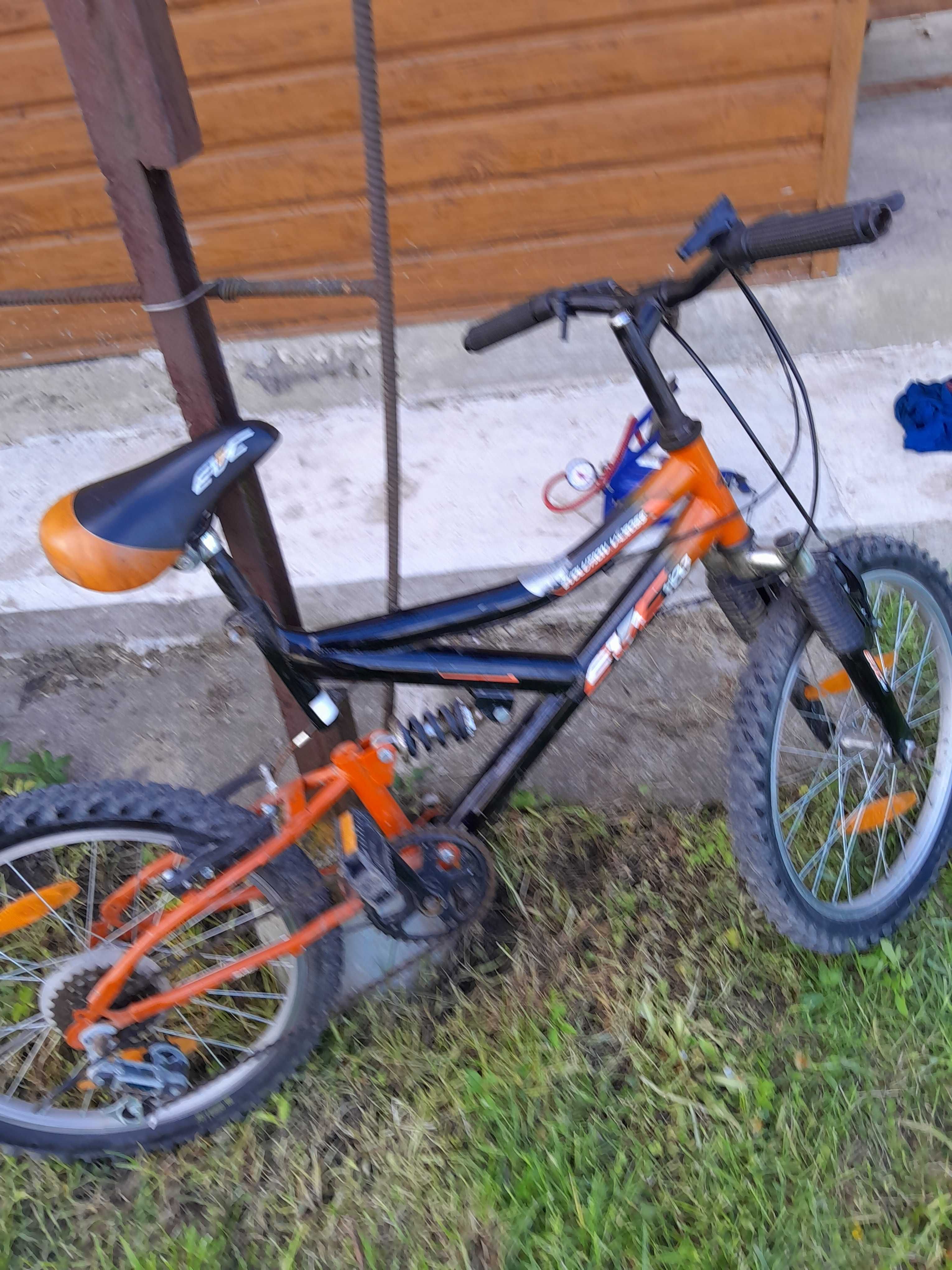 Продам велосипед для хлопчика 6-8 років.