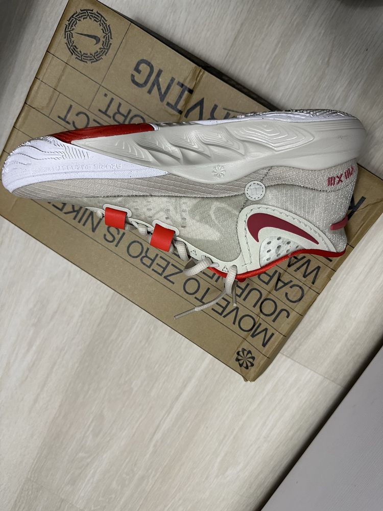 Кросівки чоловічі nike kyrie 8 light bone dj6017-002 Оригінал