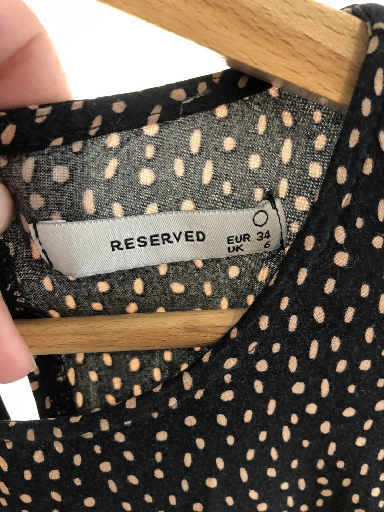 Sukienka Reserved XS / 34