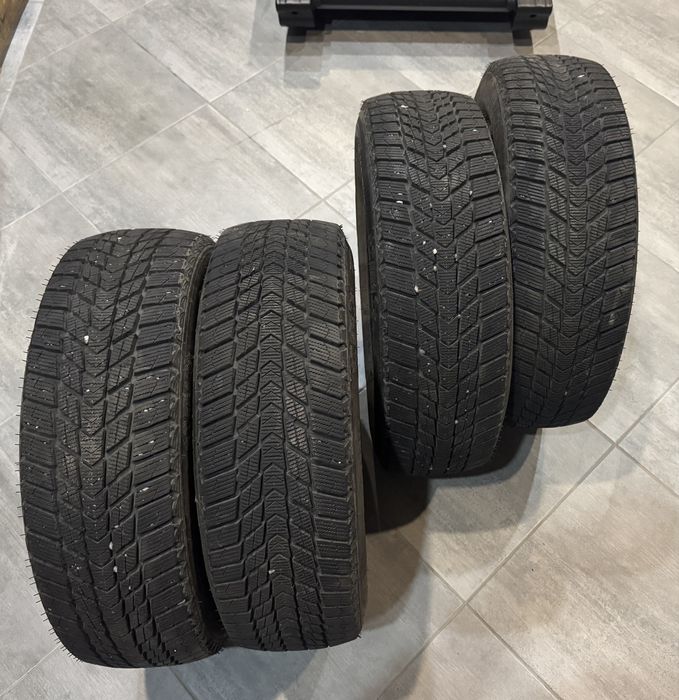 Зимові шини NEXEN  185/65 R15 92T