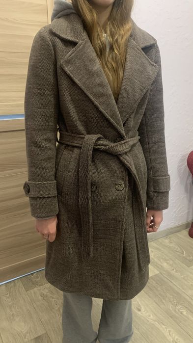 Продам  пальто гарне