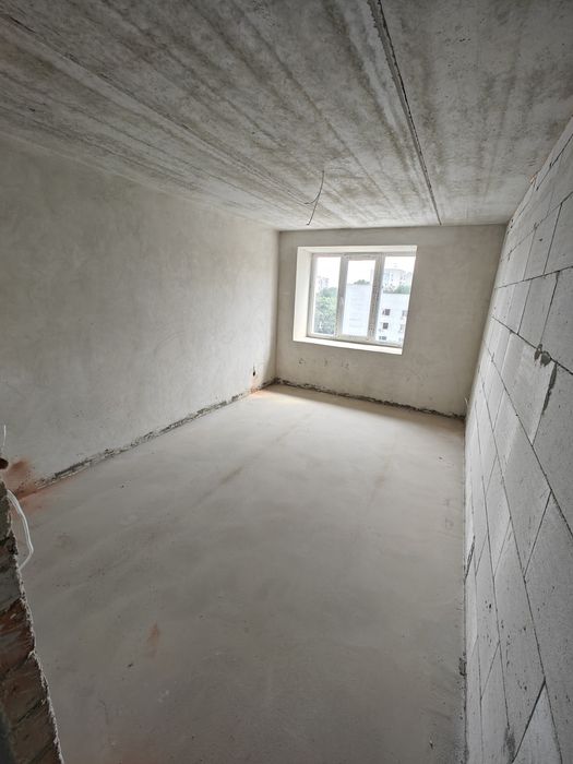 Продаж 2к. Поряд з парком!