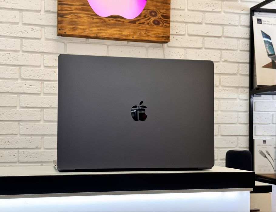 MacBook Pro 16 M4 Pro 48/512gb Space Black (MX2Y3) Гарантія