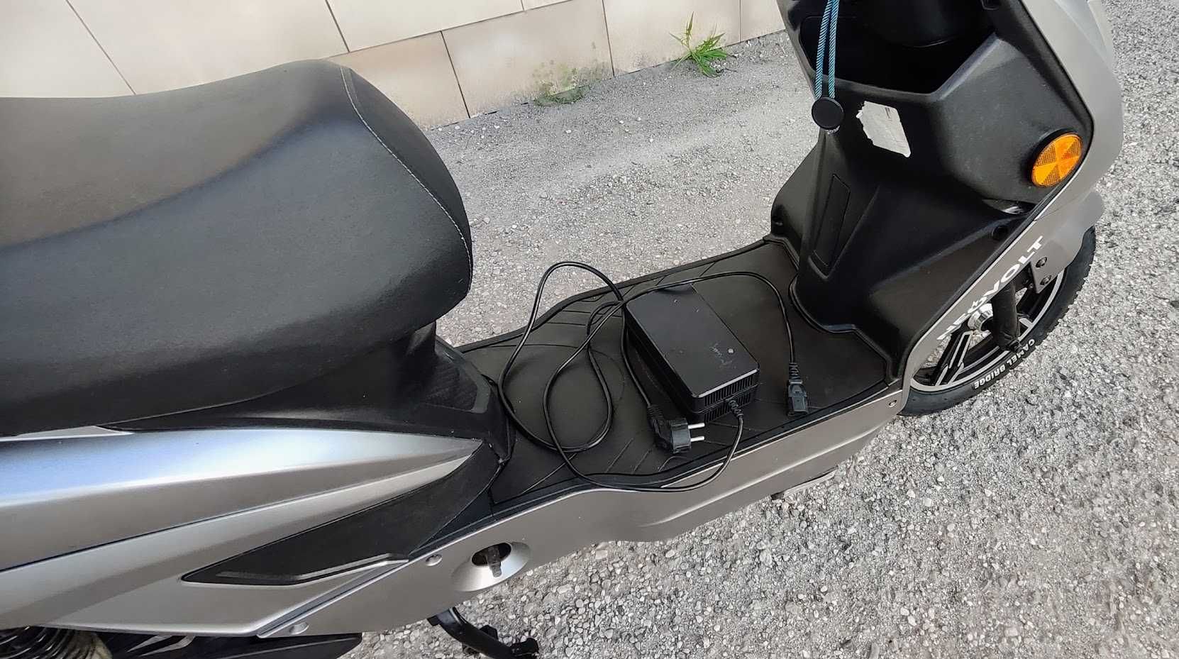 NEOVOLT Eco-Volt 60V 250W - Bicicleta Elétrica Moderna e Sustentável!