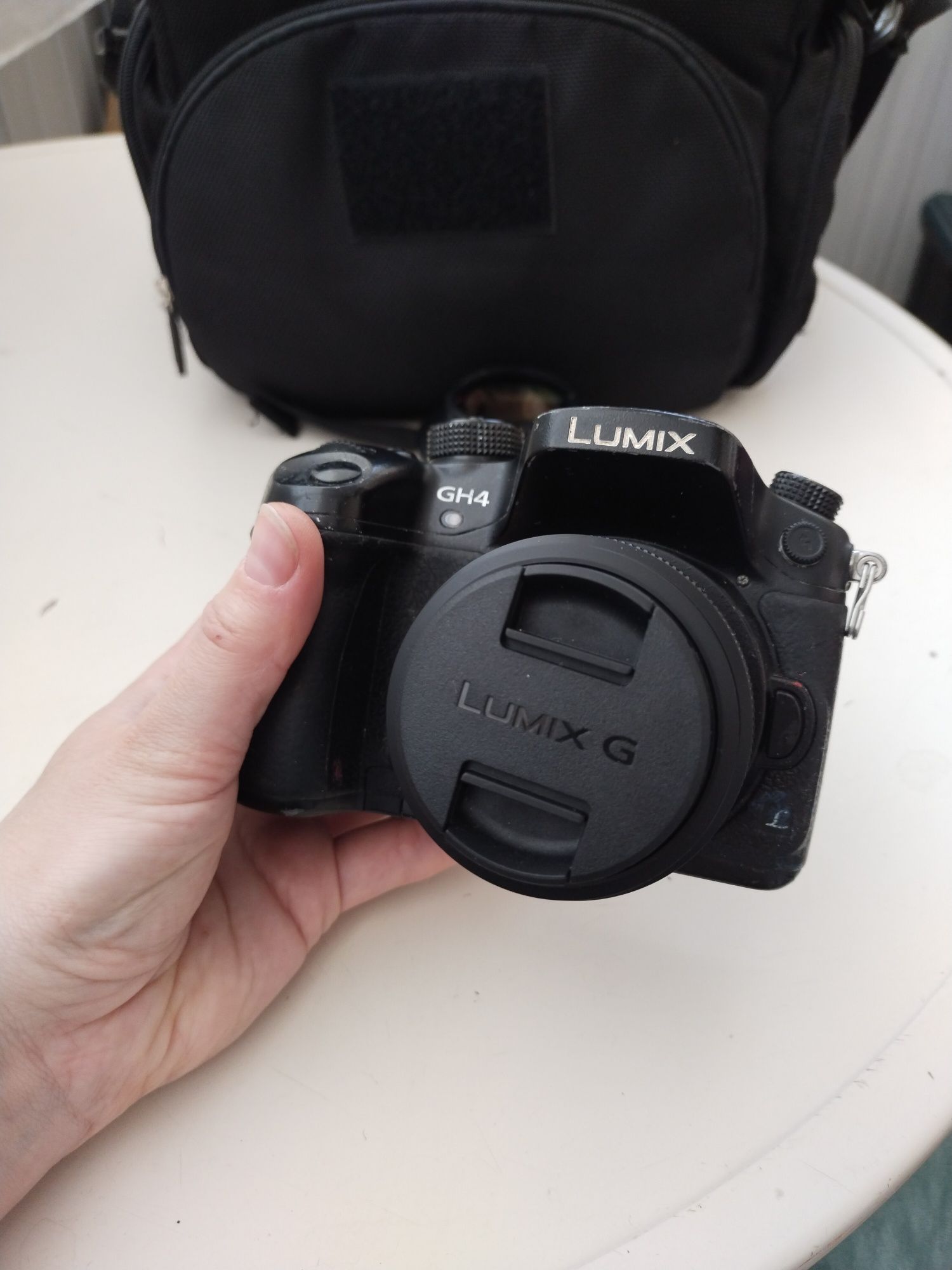 Комплект: Фотоаппарат Lumix GH4 Panasonic, объективы и пр