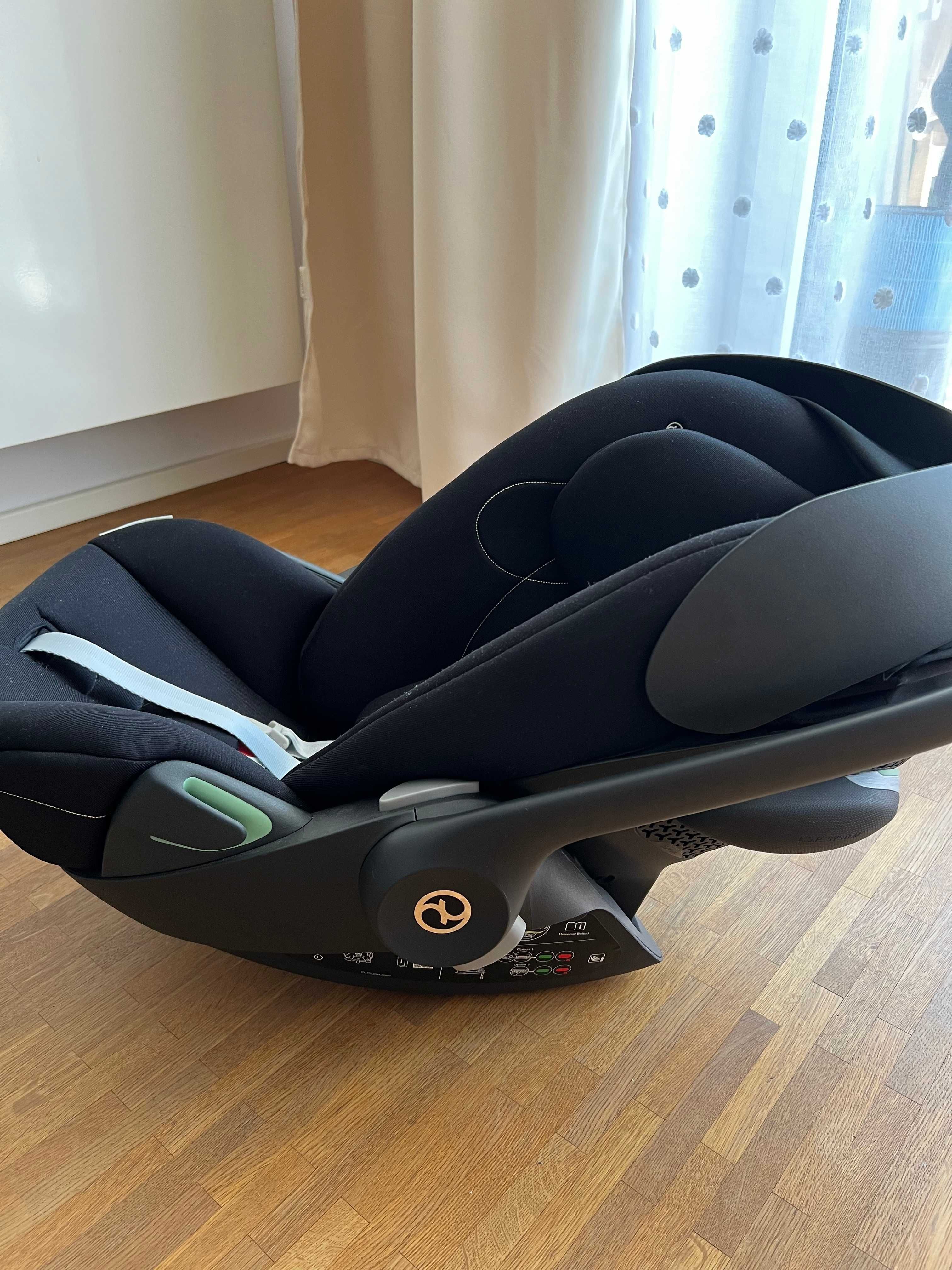 Fotelik CYBEX Cloud G i-Size 0-13kg 0-24m Moon Black