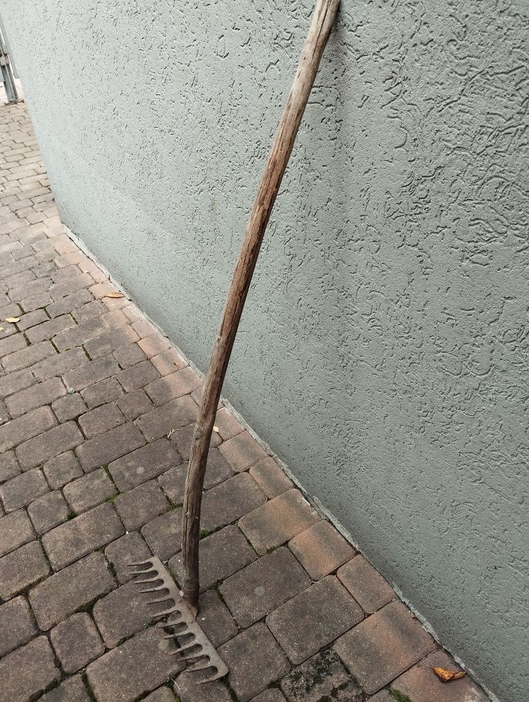 Grabie metalowe vintage z PRL, zabytek