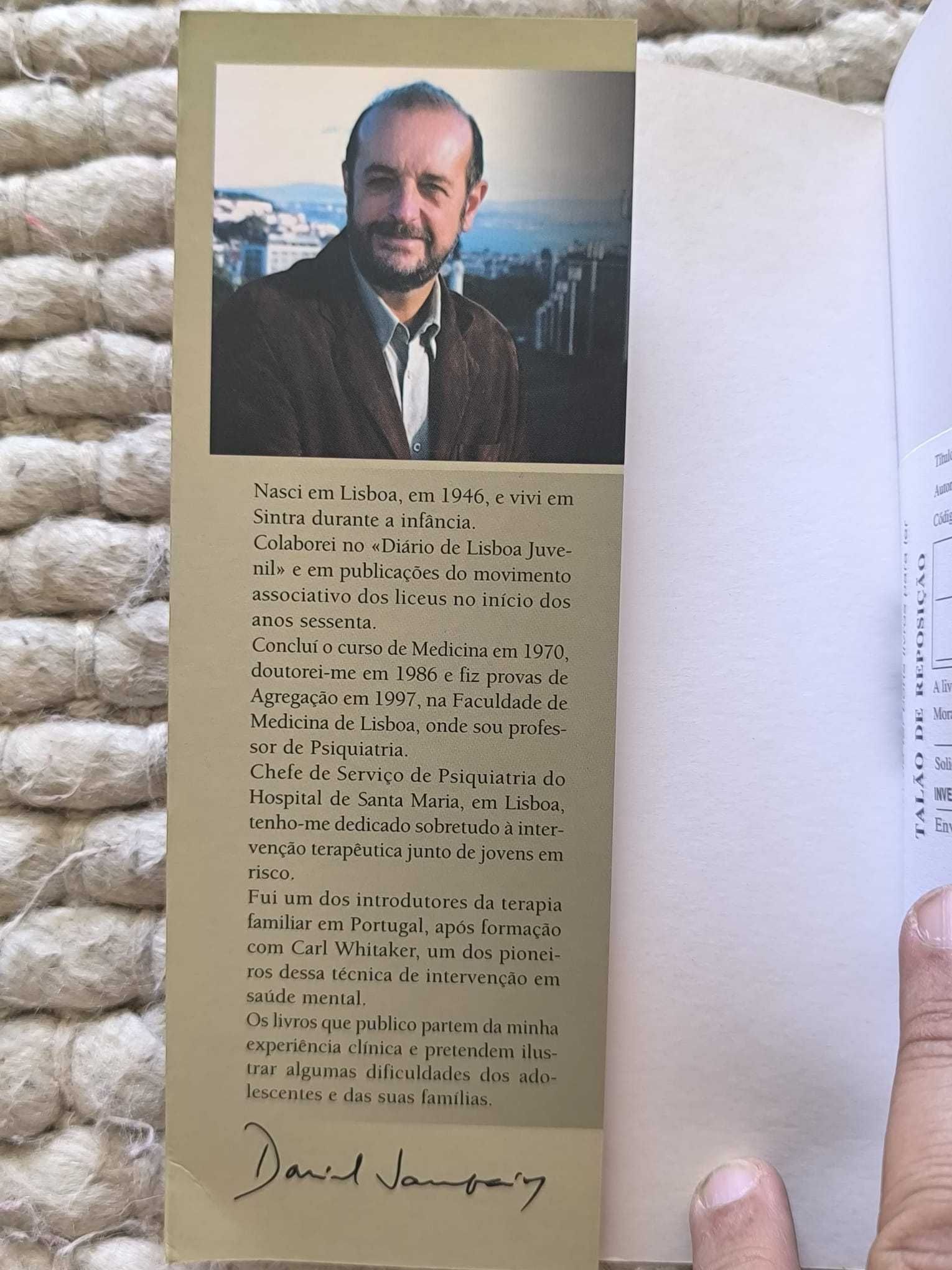 Inventem-se Novos Pais
de Daniel Sampaio