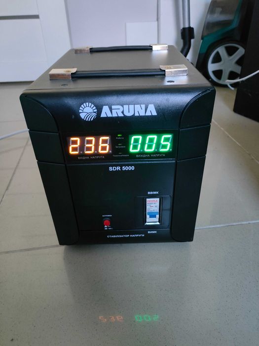 Стабілізатор напруги Aruna sdr5000