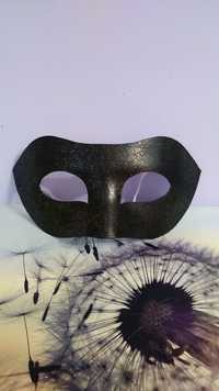 Maska karnawałowa (na Halloween)