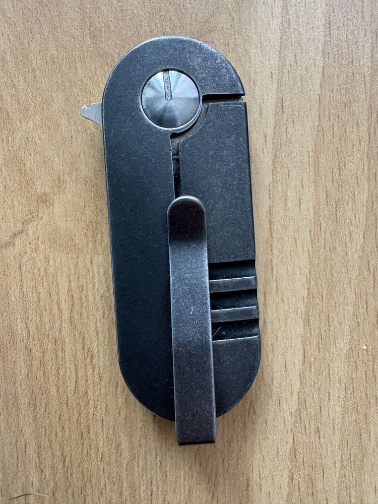 BÖKER PLUS - nóż Suiseki  black