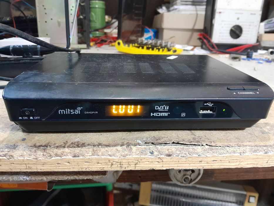 Receptor box TDT com antena