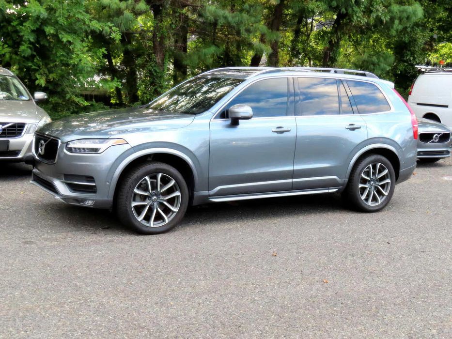 Volvo XC90 T6 Momentum      2018