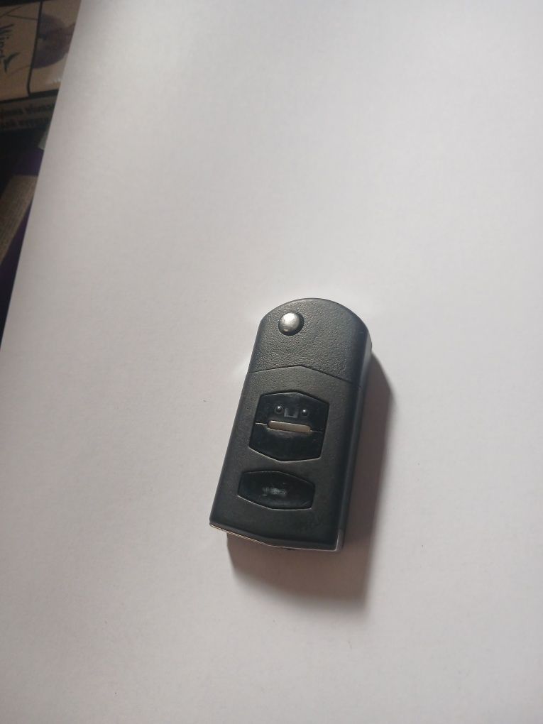 Продам оригінальний ключ мазда 6 2009 2.2 дизель