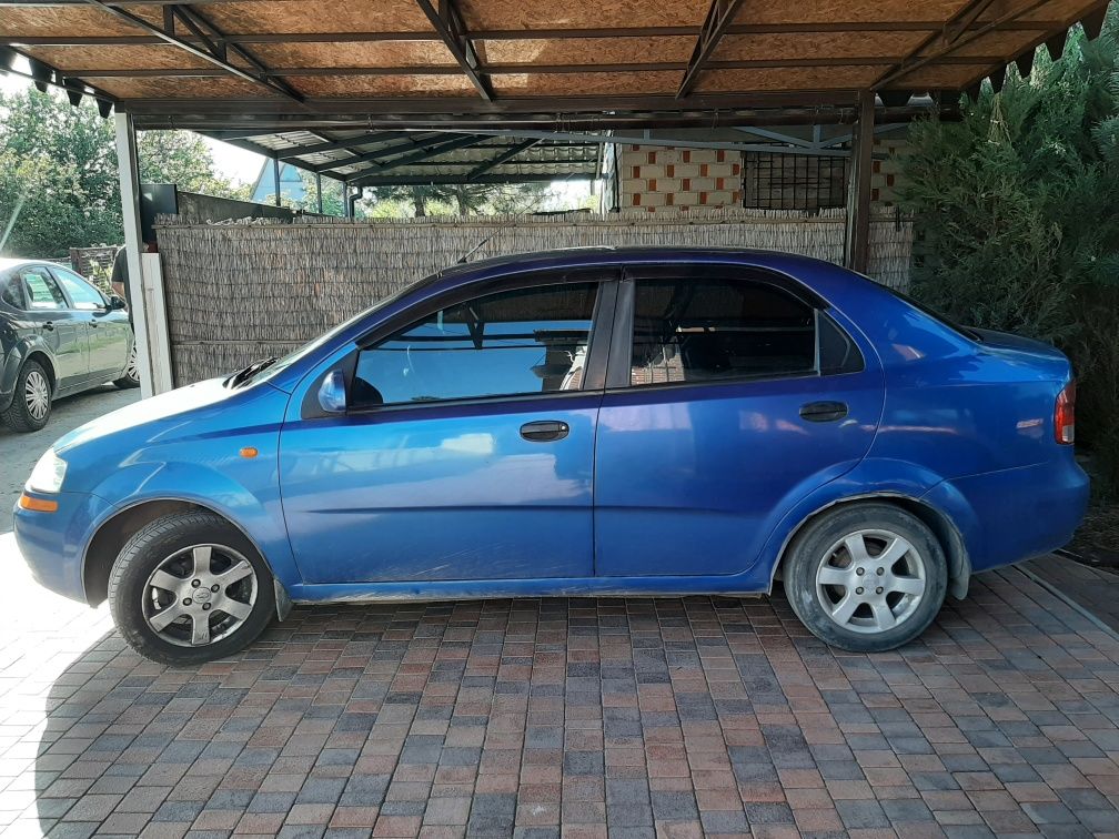 Продам Chevrolet Aveo 2005