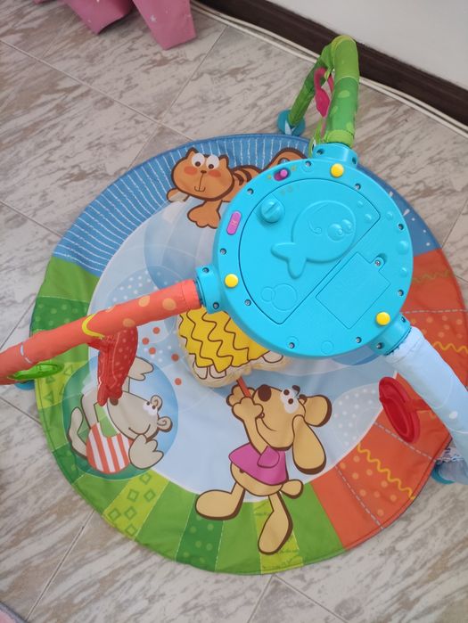 Tapete actividades Chicco