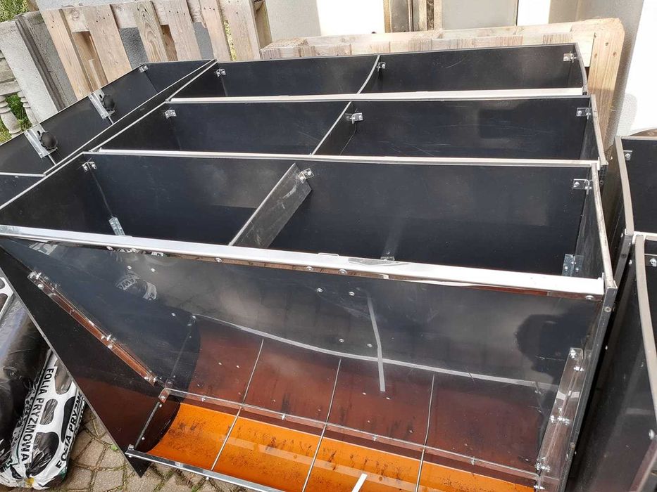 Automat/karmnik paszowy tucznikowy, na sucho, czterostanowiskowy AP4T