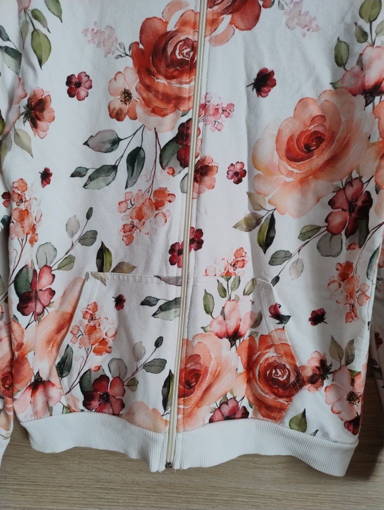 Bluza rozpinana rozmiar 158