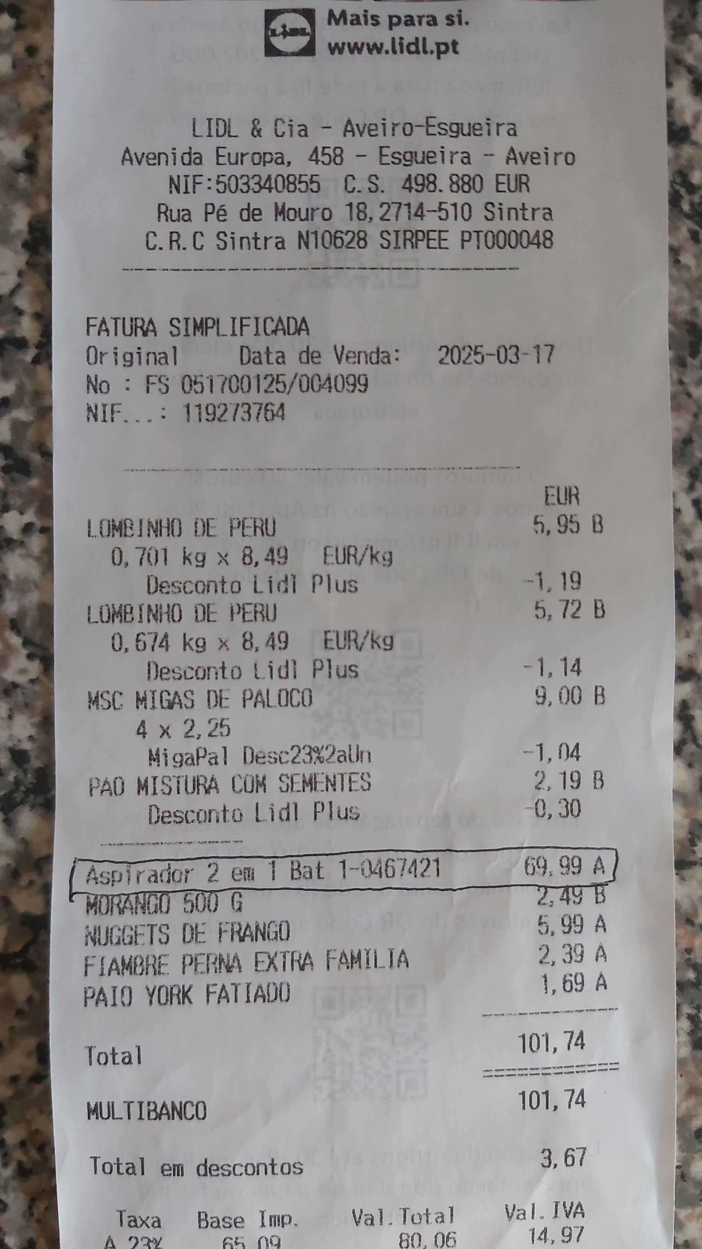 Vende-se aspirador vertical eléctrico