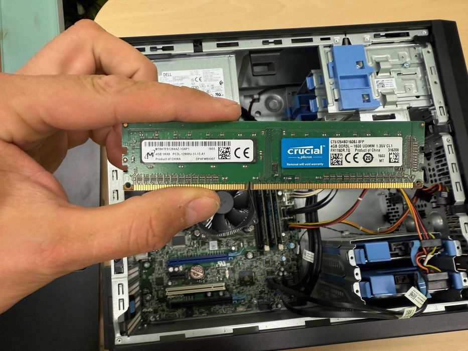PowerEdge T20 16GB Intel E3-1225 v3 3.2GHz 8M 2x1TB