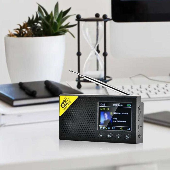 Cyfrowe radio Przenośne Bezprzewodowe DAB i FM Bluetooth Ekran