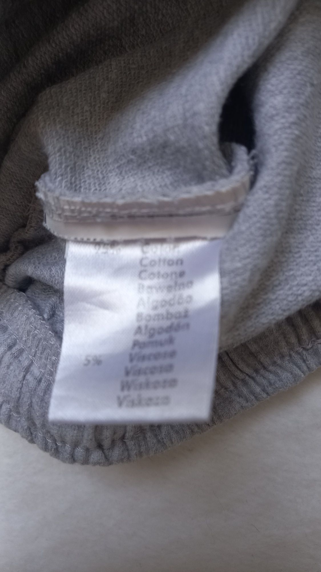 Krótkie spodenki chłopiec  szorty r.122/ 6 lat