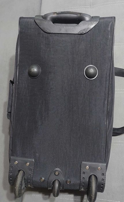 Дорожная Сумка Action  выше среднего размера, 78 литров.