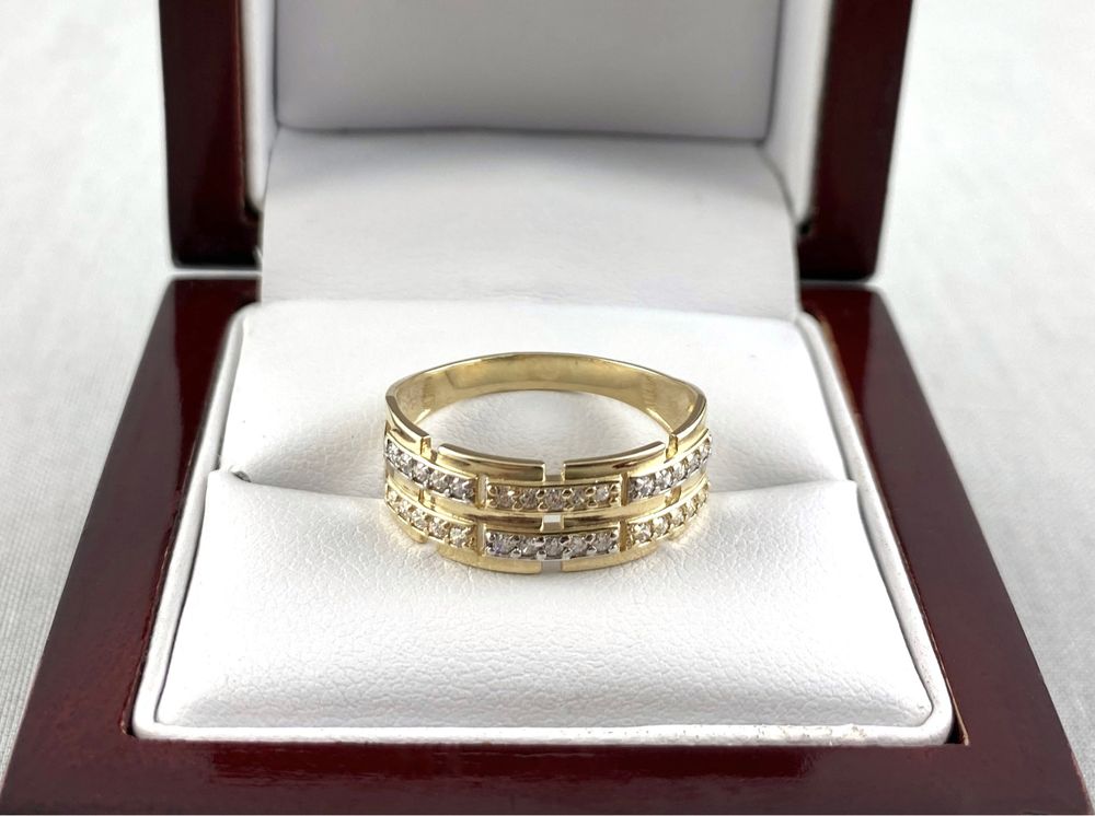 ZŁOTY pierścionek z cyrkoniami PR. 585 (14K) rozmiar 19