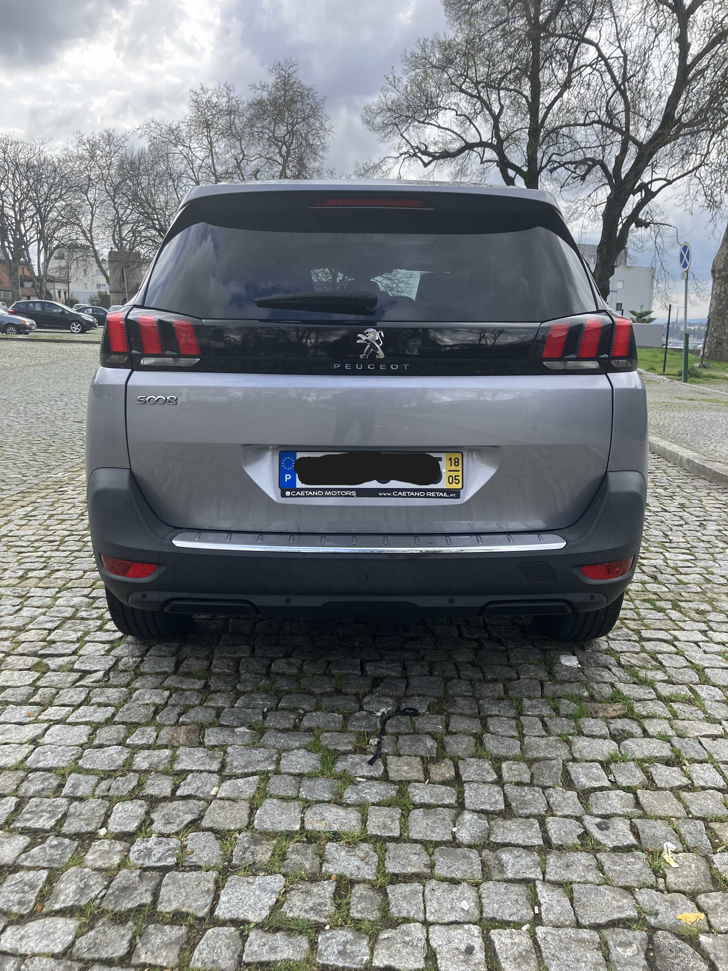 Peugeot 5008 1.2 PureTech Allure