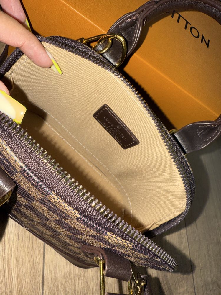 Torebka mini lv alma louis vuitton