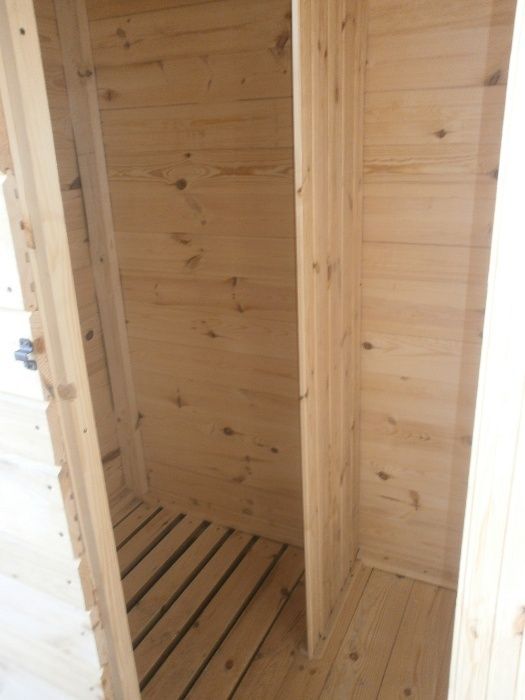 Душ, туалет, будівлі з дерева на замовлення