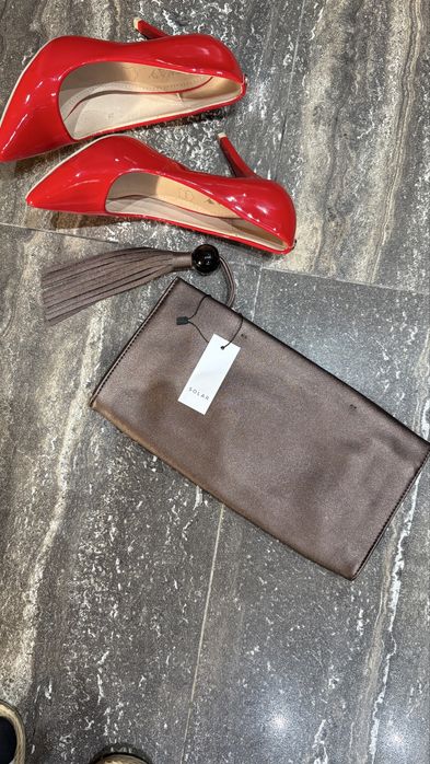 Solar torebka kopertówka stare złoto.