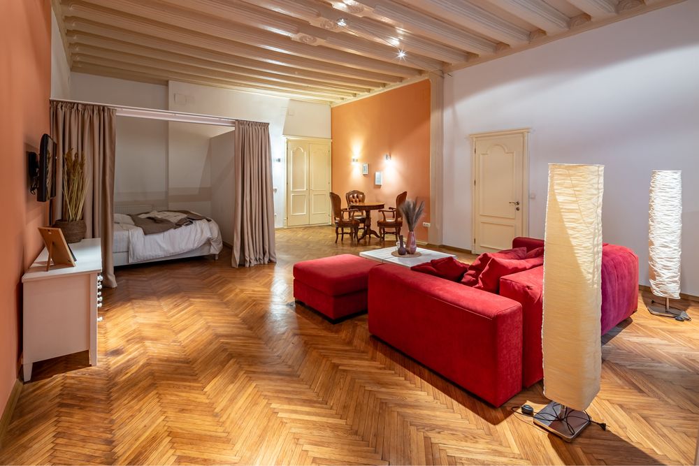 Подобова оренда квартир Площа Ринок 28