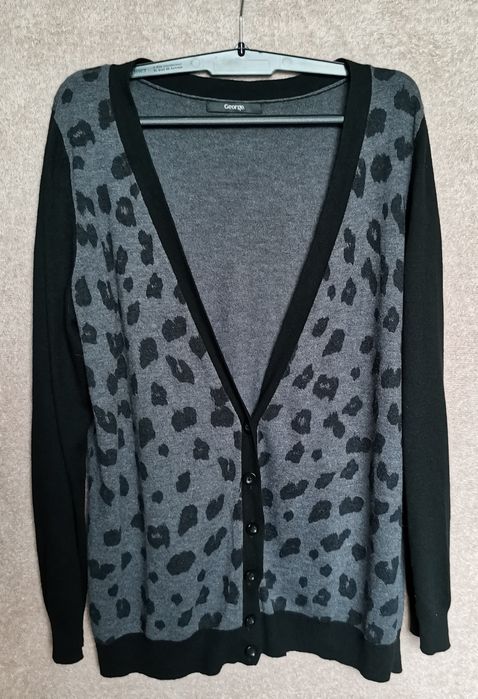 Sweterek damski_rozpinany_cętki_czarny_George r. 42 L