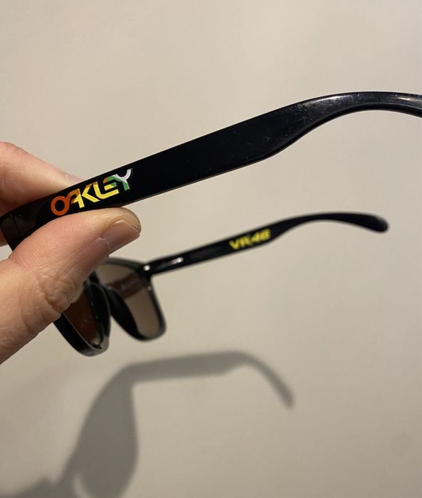 Óculos de sol OKLEY VR46 bom estado originais