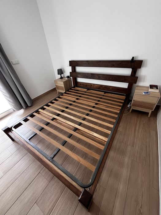 Cama de Madeira maciça