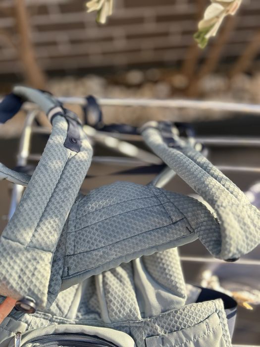 Ergobaby omni breeze