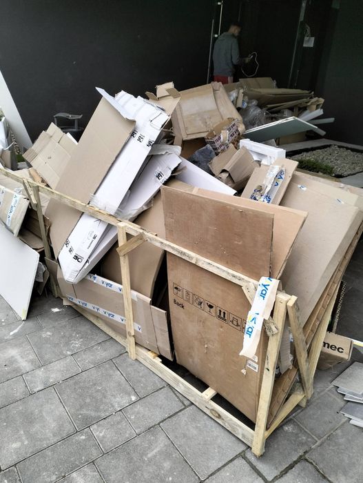 Вивіз сміття будівельного різного мусору хламу