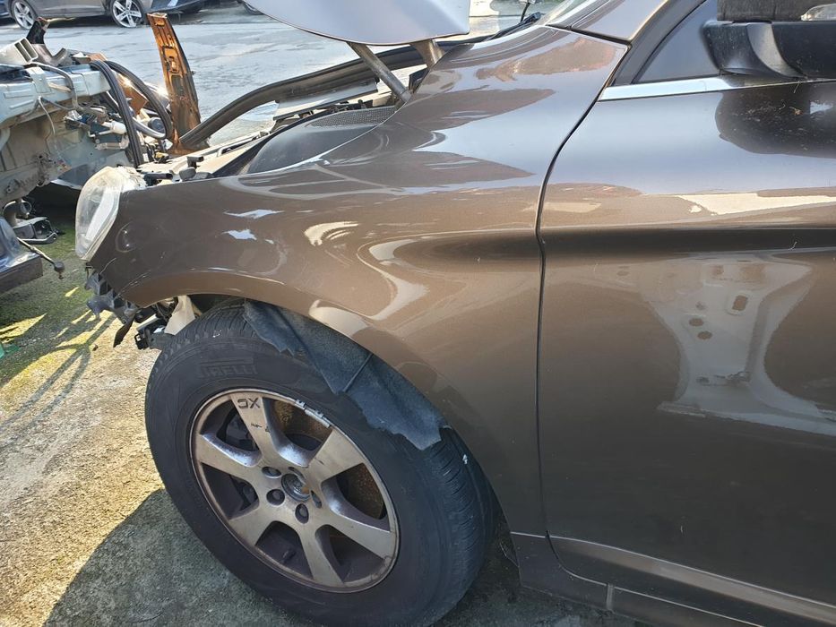 Guarda-lamas esquerdo VOLVO XC60 I (156)