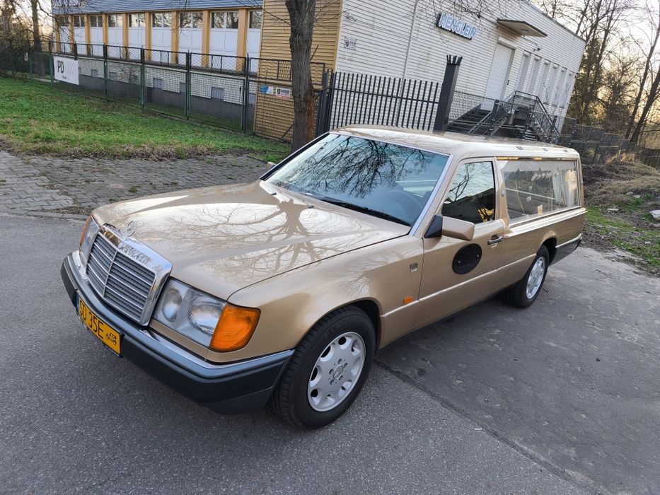 Mercedes 124 Carawan