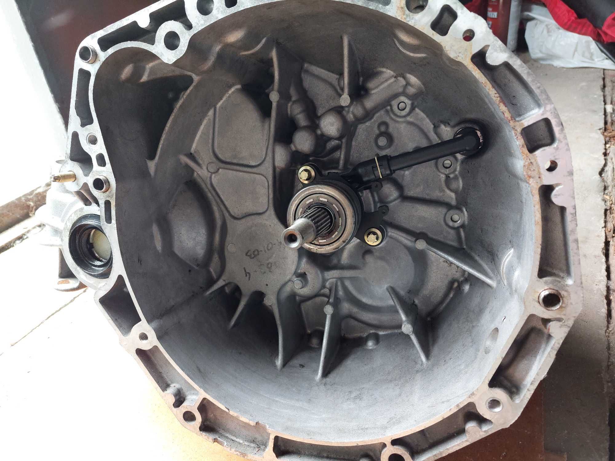 Продам коробку передач КПП ND0015 ND0 015 Рено F4R Renault