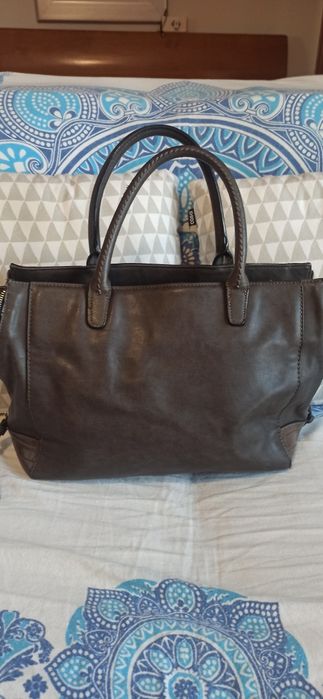 Mala da marca Sisley em ótimo estado