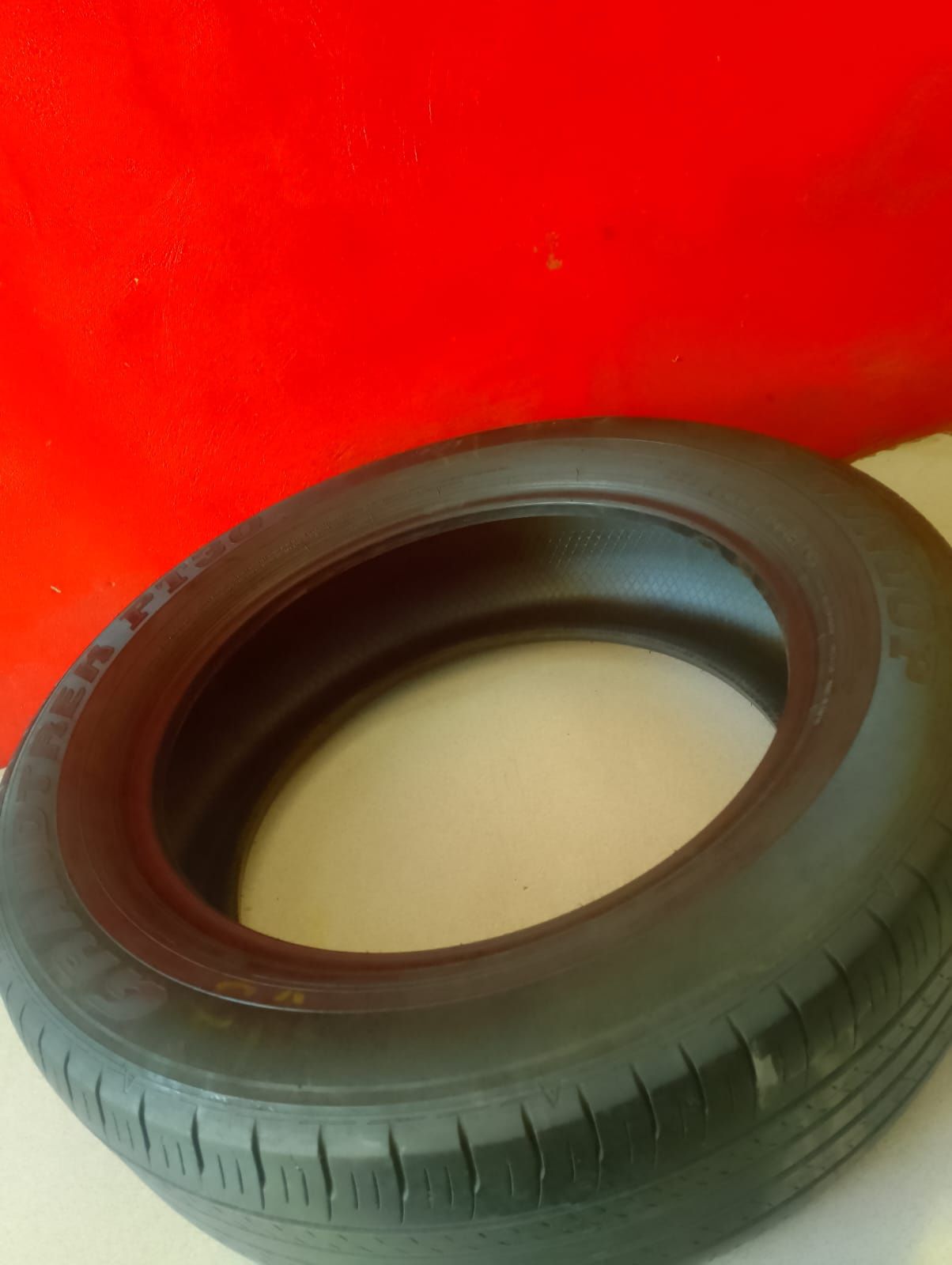 Opony 225/60/18 Dunlop
