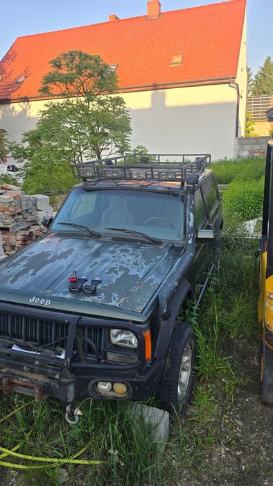 Jeep Cherokee 4.0 LPG klatka lift wciągarka