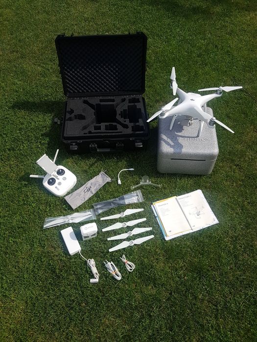 DRON DJI PHANTOM 4 full zestaw led