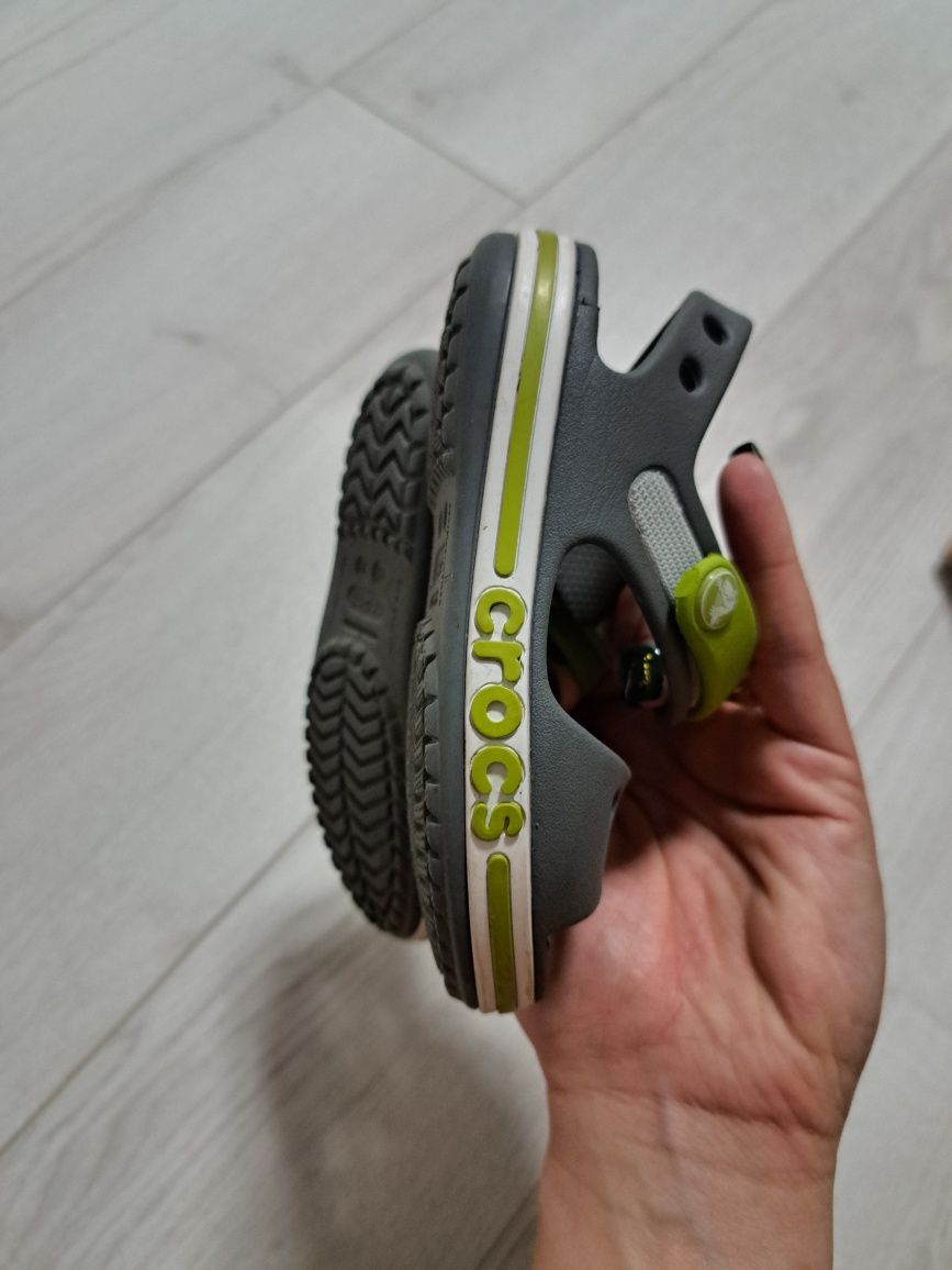 Sandałki sandały crocs c7 14cm
