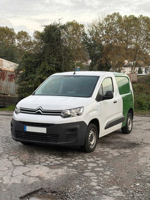 Citroen Berlingo 1.5 M - IVA Dedutivel 3 lugares