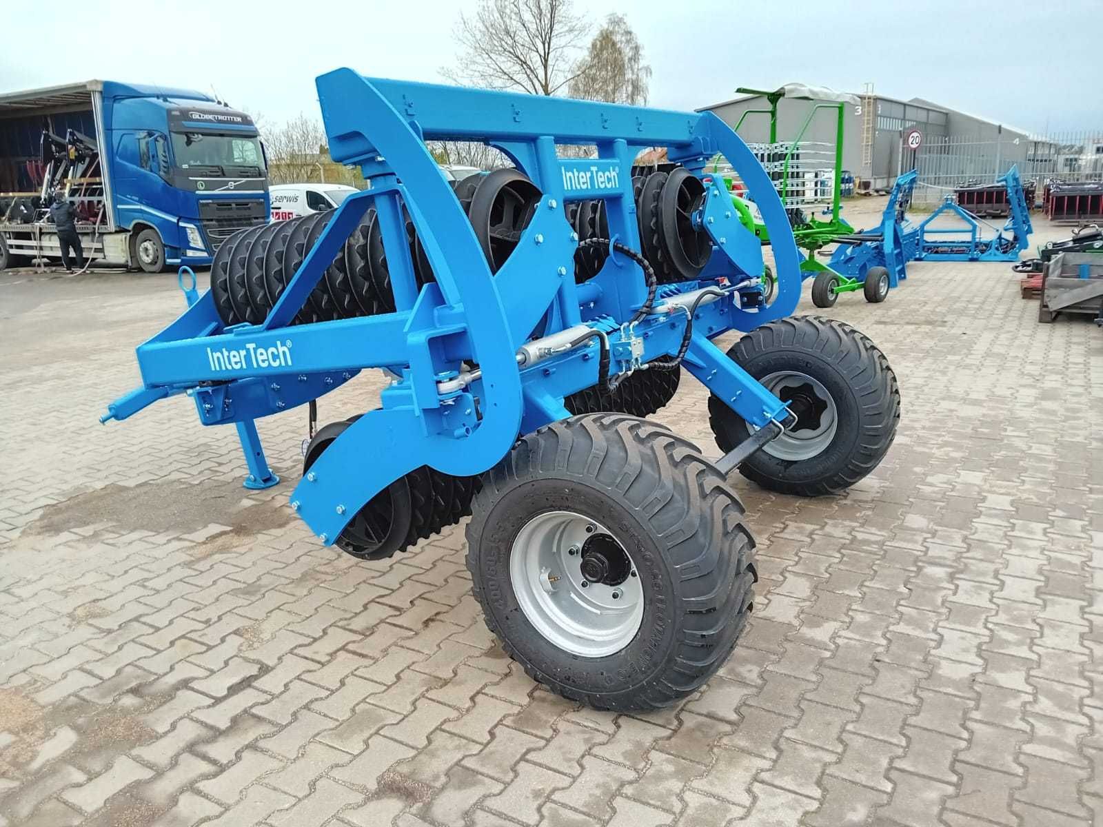 Wał posiewny INTER-TECH 4,5m + hydraulika + pierścienie 500mm